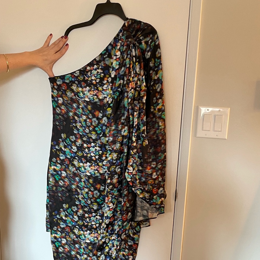 Halston dress like new- newly dry cleaned. Size 10